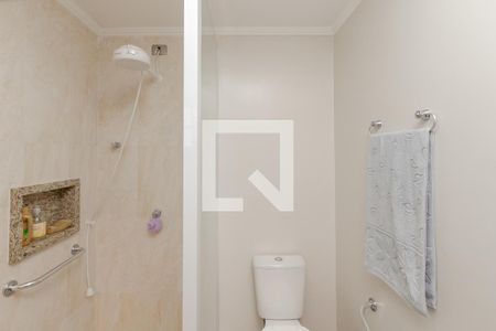 Casa à venda com 220m², 4 quartos e 1 vaga Casa à venda com 220m², 4 quartos e 1 vagaBanheiro da Suíte Externa