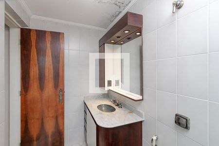 Casa à venda com 220m², 4 quartos e 1 vaga Casa à venda com 220m², 4 quartos e 1 vagaBanheiro da Suíte