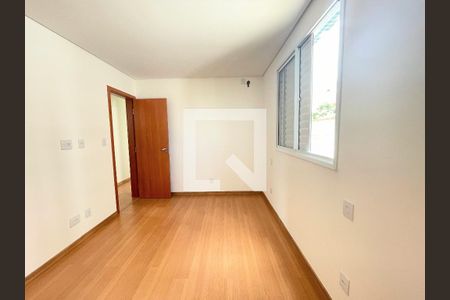 Quarto de apartamento à venda com 3 quartos, 149m² em Salgado Filho, Belo Horizonte
