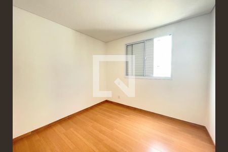 Quarto de apartamento à venda com 3 quartos, 149m² em Salgado Filho, Belo Horizonte