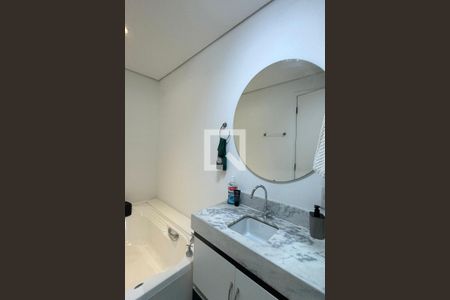 Apartamento à venda com 54m², 1 quarto e 1 vagaBanheiro da Suíte 1