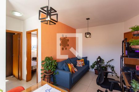 Sala de apartamento para alugar com 2 quartos, 44m² em Tupi, Belo Horizonte