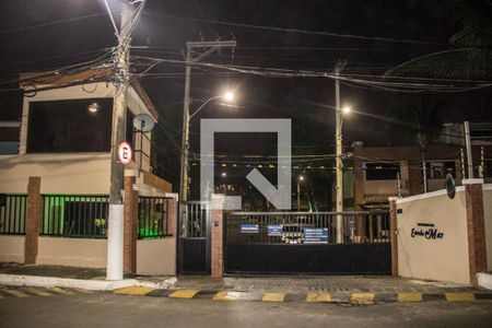 Casa de condomínio para alugar com 108m², 3 quartos e 2 vagasFachada