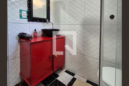 Casa para alugar com 500m², 8 quartos e 5 vagas Casa para alugar com 500m², 8 quartos e 5 vagasBanheiro 2