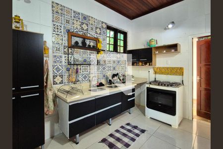 Casa para alugar com 500m², 8 quartos e 5 vagas Casa para alugar com 500m², 8 quartos e 5 vagasCozinha