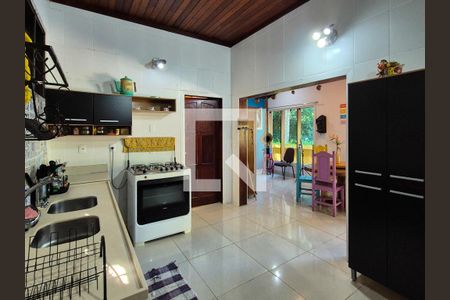 Casa para alugar com 500m², 8 quartos e 5 vagas Casa para alugar com 500m², 8 quartos e 5 vagasCozinha