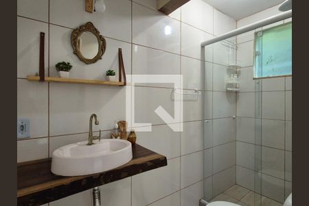 Casa para alugar com 500m², 8 quartos e 5 vagas Casa para alugar com 500m², 8 quartos e 5 vagasBanheiro