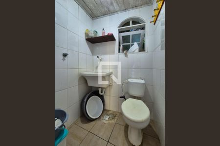 Casa para alugar com 500m², 8 quartos e 5 vagas Casa para alugar com 500m², 8 quartos e 5 vagasBanheiro de serviço