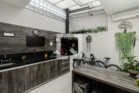 Casa para alugar com 240m², 3 quartos e 2 vagasÁrea de Serviço