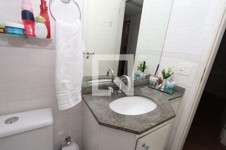 Apartamento à venda com 89m², 3 quartos e 2 vagasBanheiro Social