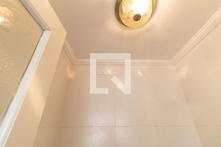 Apartamento à venda com 78m², 2 quartos e 2 vagas Apartamento à venda com 78m², 2 quartos e 2 vagasBanheiro de Serviço