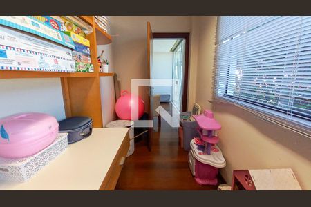 Casa à venda com 700m², 4 quartos e 4 vagasQuarto 3