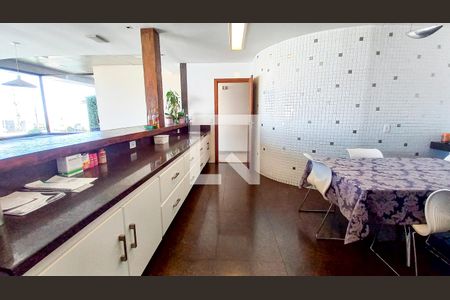 Casa à venda com 700m², 4 quartos e 4 vagasCozinha