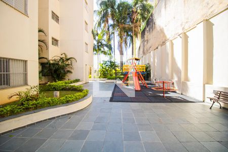 Apartamento à venda com 65m², 3 quartos e 1 vaga Apartamento à venda com 65m², 3 quartos e 1 vagaÁrea comum - Playground