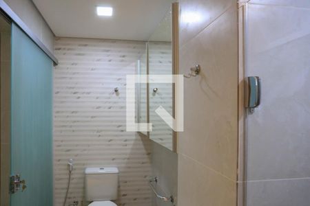 Casa à venda com 640m², 8 quartos e 5 vagasBanheiro do Suíte 2