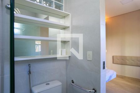 Casa à venda com 640m², 8 quartos e 5 vagasBanheiro 5