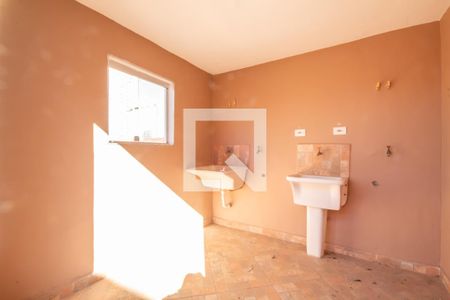 Casa para alugar com 55m², 1 quarto e 1 vagaÁrea de Serviço