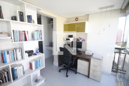 Apartamento à venda com 184m², 3 quartos e 3 vagasVaranda da Suite 1