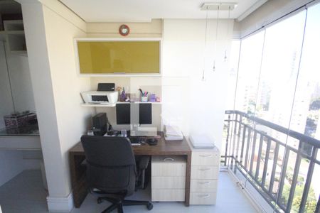 Apartamento à venda com 184m², 3 quartos e 3 vagasVaranda da Suite 1