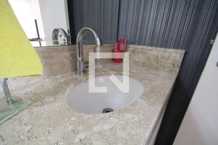Apartamento à venda com 184m², 3 quartos e 3 vagasBanheiro Social 