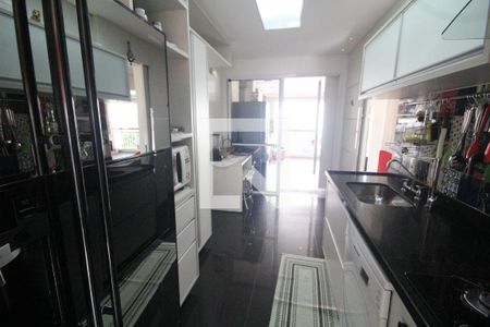 Apartamento à venda com 184m², 3 quartos e 3 vagasCozinha