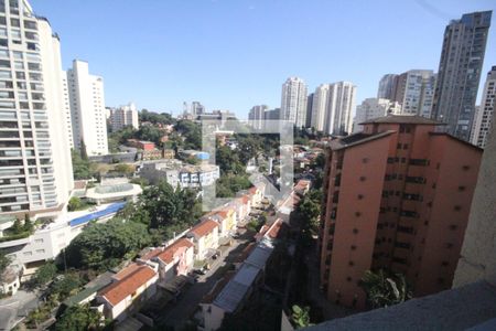 Apartamento à venda com 184m², 3 quartos e 3 vagasVista da Suite 2