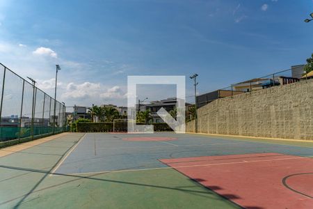 Casa de condomínio à venda com 232m², 3 quartos e 4 vagas Casa de condomínio à venda com 232m², 3 quartos e 4 vagasÁrea comum