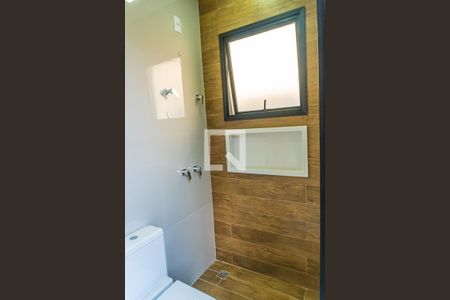 Casa de condomínio à venda com 232m², 3 quartos e 4 vagas Casa de condomínio à venda com 232m², 3 quartos e 4 vagasPiscina