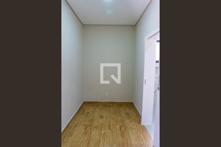 Casa de condomínio à venda com 232m², 3 quartos e 4 vagas Casa de condomínio à venda com 232m², 3 quartos e 4 vagasCloset da suíte