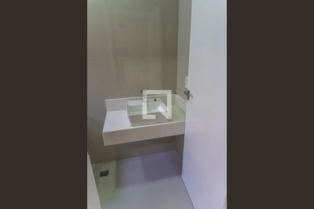 Casa de condomínio à venda com 232m², 3 quartos e 4 vagas Casa de condomínio à venda com 232m², 3 quartos e 4 vagasBanheiro do Quarto 1