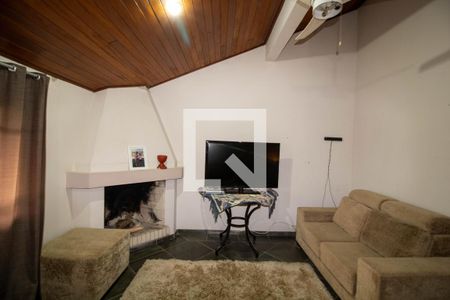 Casa à venda com 230m², 3 quartos e 3 vagas Casa à venda com 230m², 3 quartos e 3 vagasSala 3