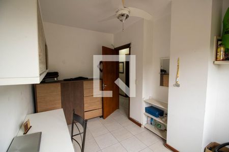 Casa à venda com 230m², 3 quartos e 3 vagas Casa à venda com 230m², 3 quartos e 3 vagasQuarto 2