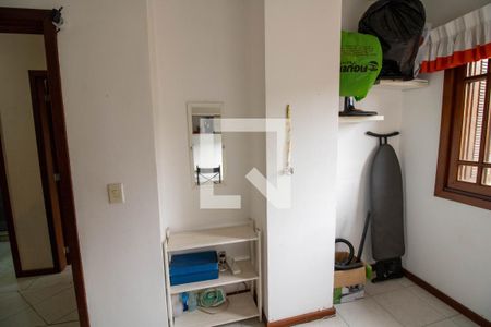 Casa à venda com 230m², 3 quartos e 3 vagas Casa à venda com 230m², 3 quartos e 3 vagasQuarto 2