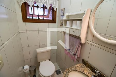 Casa à venda com 230m², 3 quartos e 3 vagas Casa à venda com 230m², 3 quartos e 3 vagasLavabo