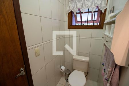 Casa à venda com 230m², 3 quartos e 3 vagas Casa à venda com 230m², 3 quartos e 3 vagasLavabo