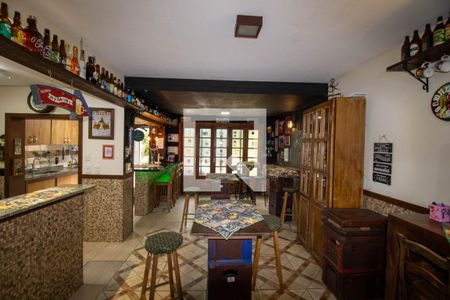 Casa à venda com 230m², 3 quartos e 3 vagas Casa à venda com 230m², 3 quartos e 3 vagasÁrea comum