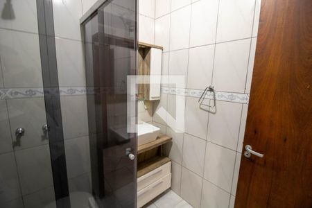 Casa à venda com 230m², 3 quartos e 3 vagas Casa à venda com 230m², 3 quartos e 3 vagasBanheiro 1