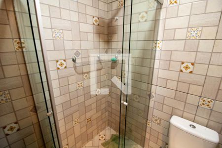 Casa à venda com 230m², 3 quartos e 3 vagas Casa à venda com 230m², 3 quartos e 3 vagasBanheiro 2