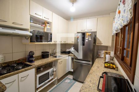 Casa à venda com 230m², 3 quartos e 3 vagas Casa à venda com 230m², 3 quartos e 3 vagasCozinha