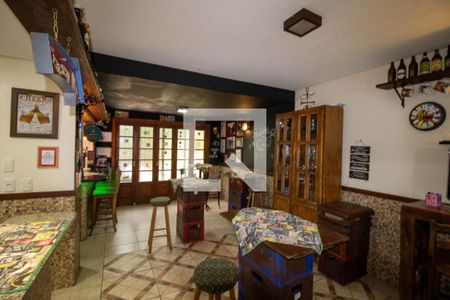 Casa à venda com 230m², 3 quartos e 3 vagas Casa à venda com 230m², 3 quartos e 3 vagasÁrea comum