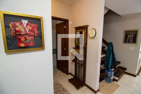 Casa à venda com 230m², 3 quartos e 3 vagas Casa à venda com 230m², 3 quartos e 3 vagasEntrada
