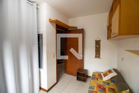 Casa à venda com 230m², 3 quartos e 3 vagas Casa à venda com 230m², 3 quartos e 3 vagasQuarto 1