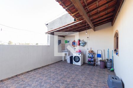 Casa à venda com 250m², 5 quartos e 6 vagasÁrea de serviço