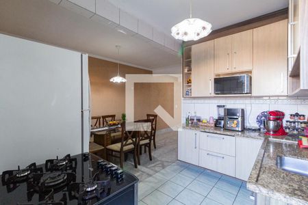 Casa à venda com 250m², 5 quartos e 6 vagasCozinha