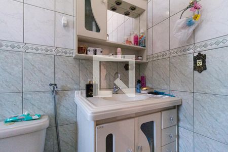 Casa à venda com 250m², 5 quartos e 6 vagasBanheiro da suíte