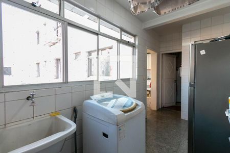 Apartamento à venda com 220m², 4 quartos e 2 vagasLavanderia 