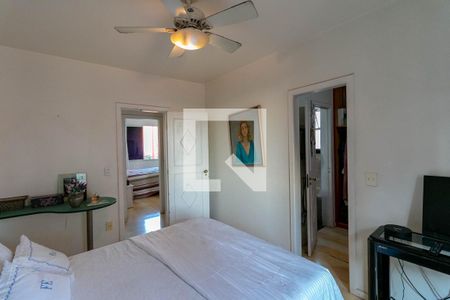 Apartamento à venda com 220m², 4 quartos e 2 vagasQuarto