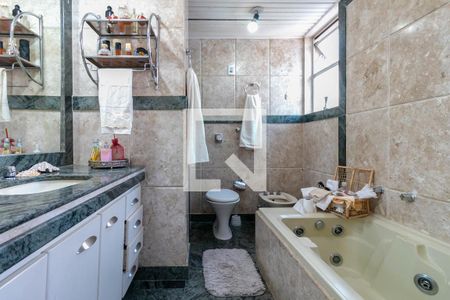 Apartamento à venda com 220m², 4 quartos e 2 vagasBanheiro