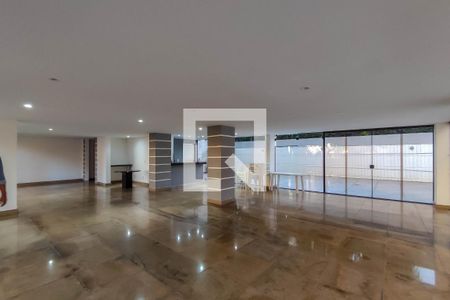 Apartamento à venda com 220m², 4 quartos e 2 vagasÁrea comum