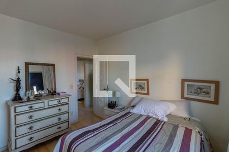 Apartamento à venda com 220m², 4 quartos e 2 vagasQuarto